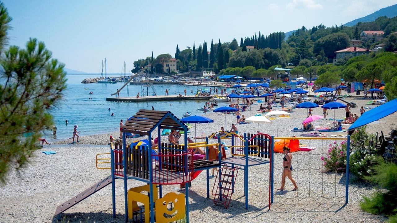 Apartments Miro Ičići Esterno foto